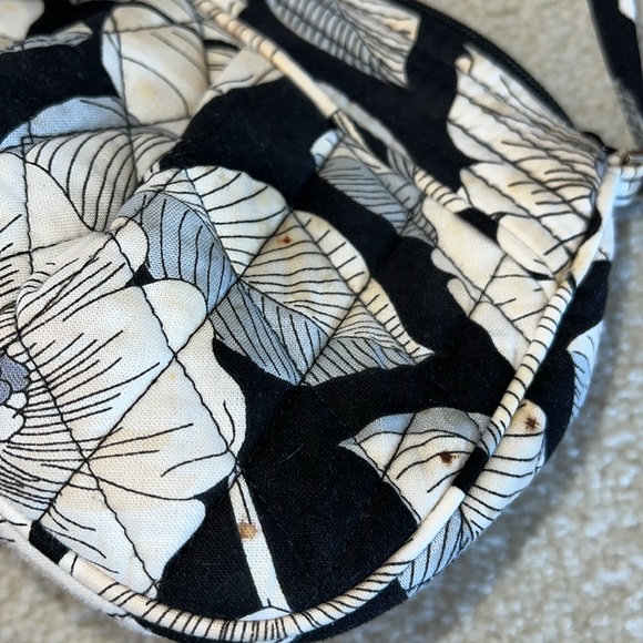 Vera Bradley purse and keychain wallet - Picture 6 of 6